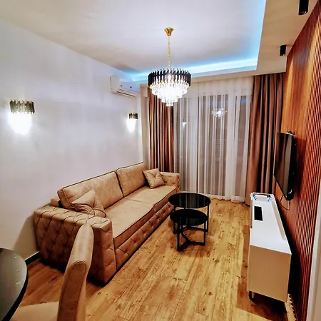 O&s Luxury By The Apartment Ohrid